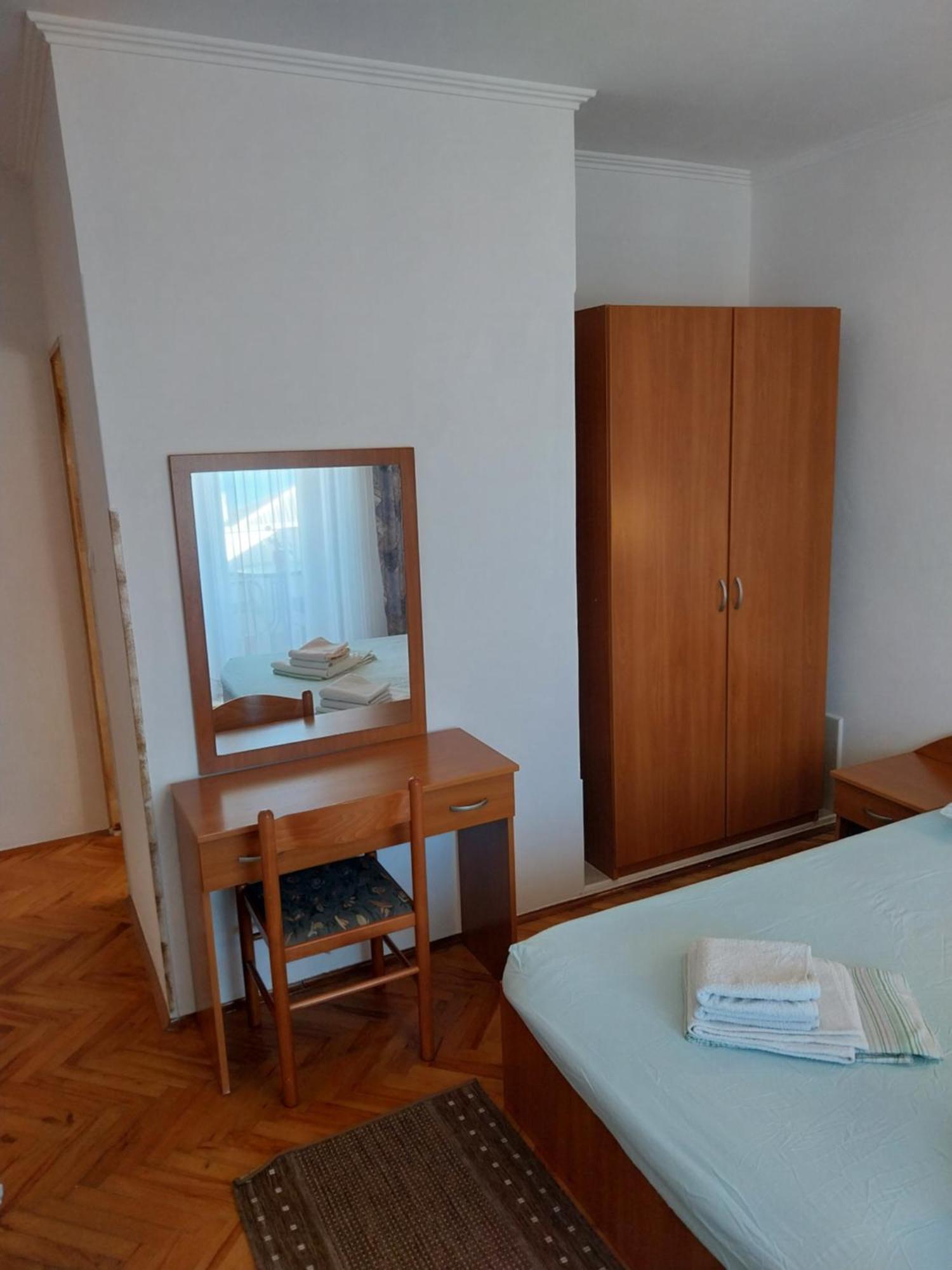 Ljubica Apartments And Rooms Supetarska Draga Kültér fotó