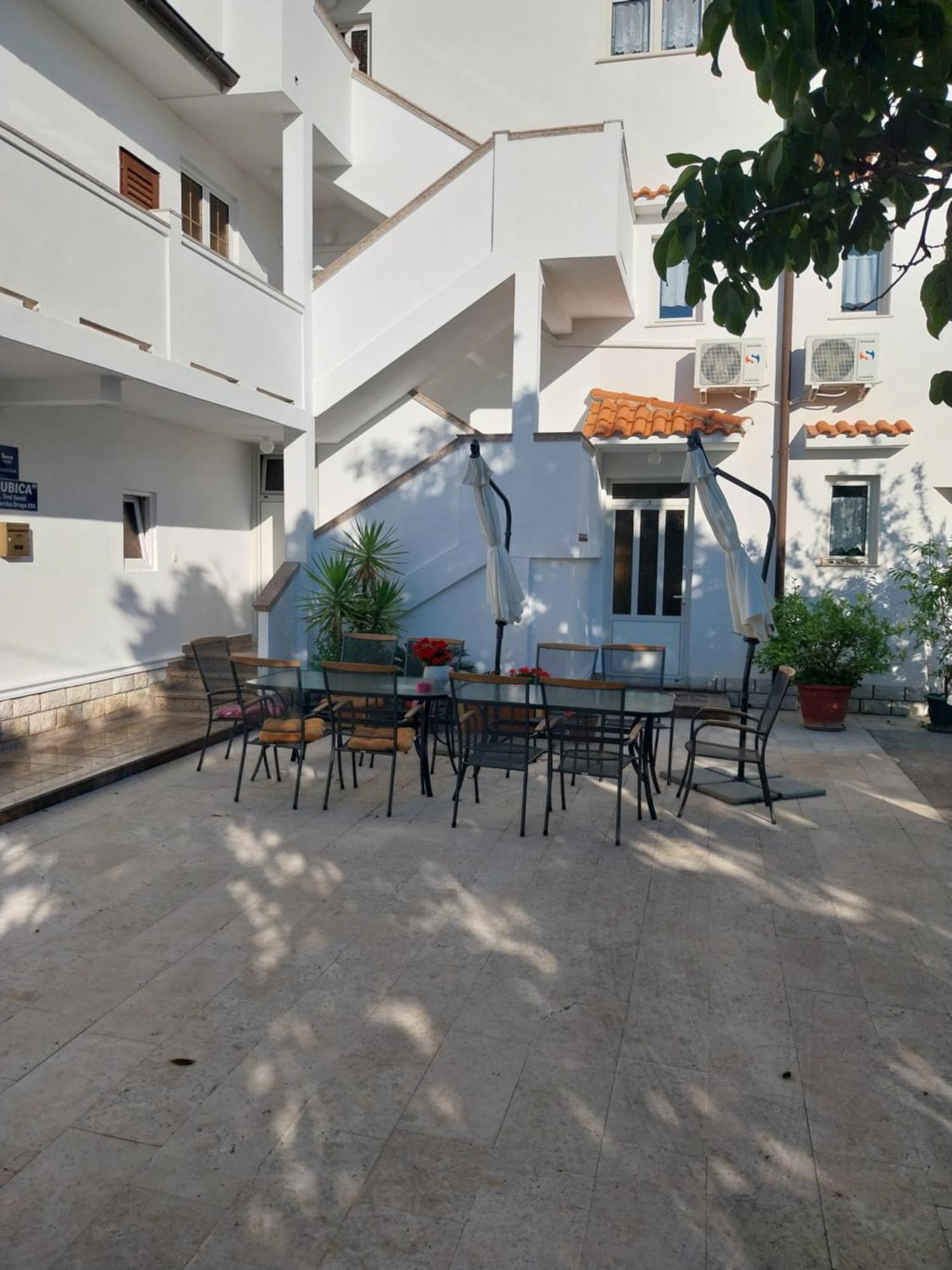 Ljubica Apartments And Rooms Supetarska Draga Kültér fotó