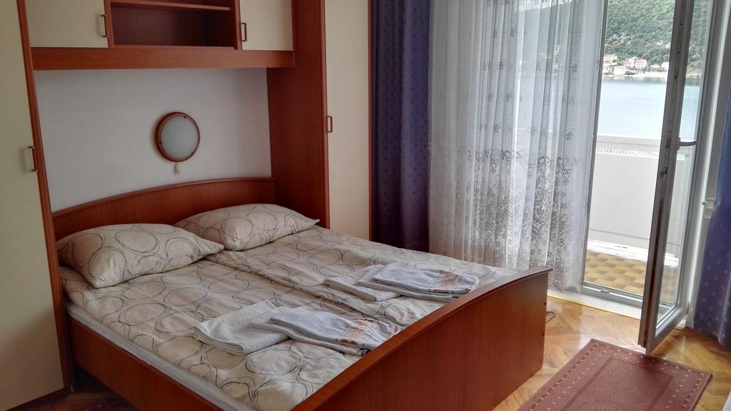 Ljubica Apartments And Rooms Supetarska Draga Kültér fotó
