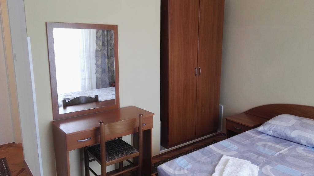 Ljubica Apartments And Rooms Supetarska Draga Kültér fotó